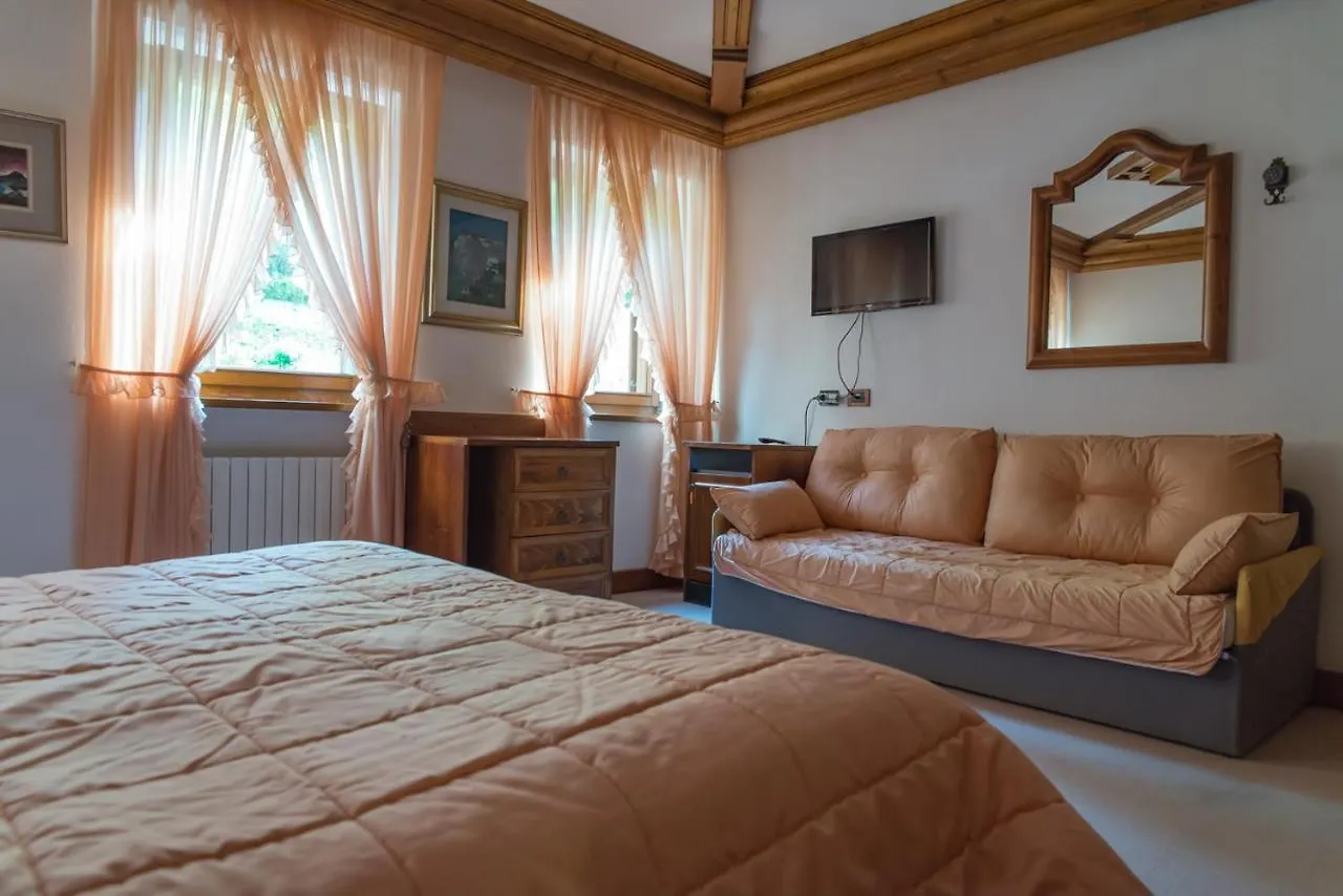 אלגה Hotel Alla Posta - Famiglia Pra Dal 1866 A Caprile איטליה