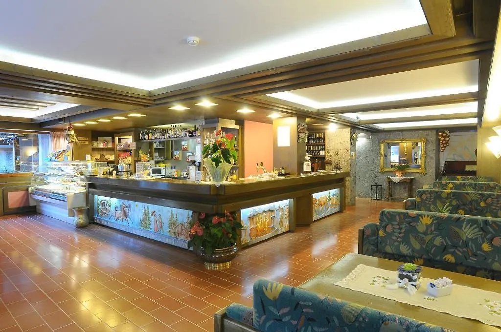 אלגה Hotel Alla Posta - Famiglia Pra Dal 1866 A Caprile